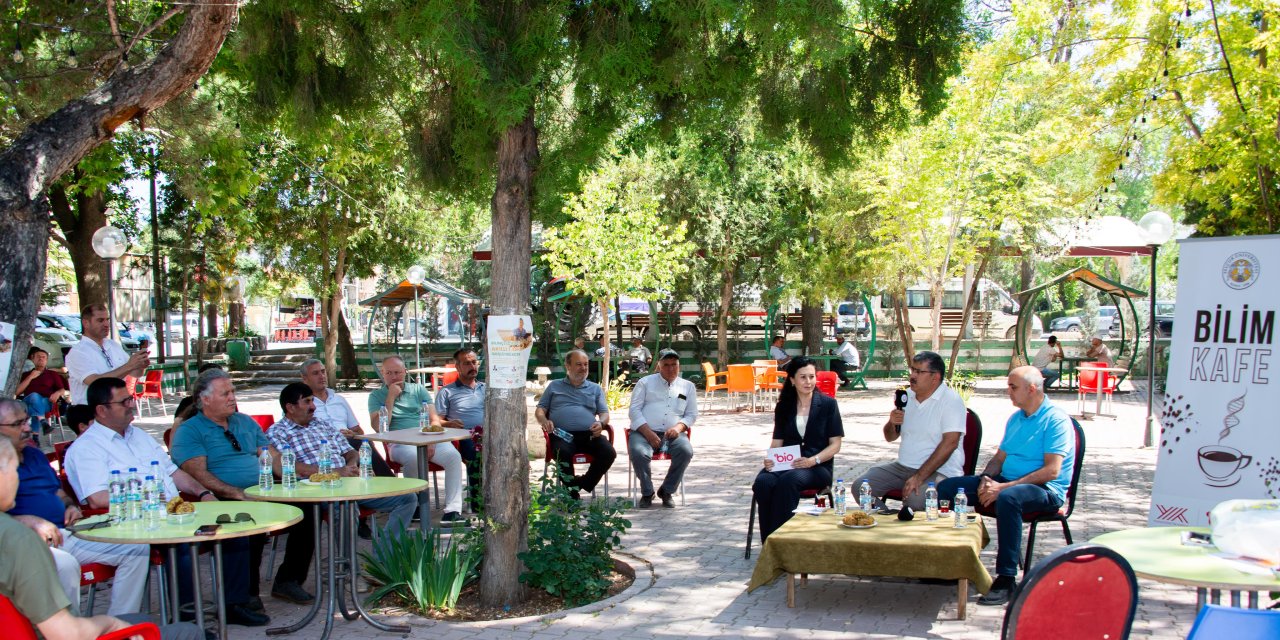 Konyalı çiftçilerin sorunlarına Selçuk Üniversitesi’nden bilimsel destek