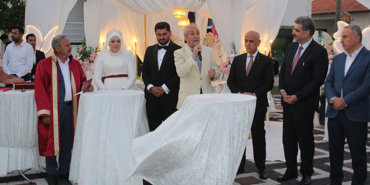 Konya’da 2 eski Tarım Bakanını bir araya getiren düğün