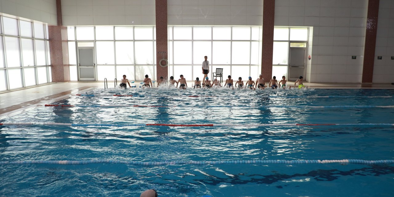 Binlerce çocuğun hayali Karatay’da filizleniyor! Spor okulları kapılarını açtı