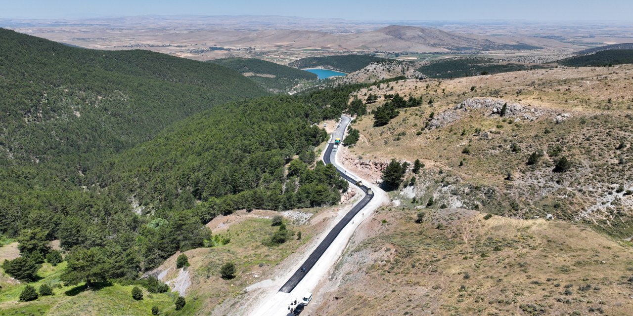 11 bin 500 metrelik yol sıcak asfalta kavuşuyor! Selçuklu’da konfor zirveye çıkıyor