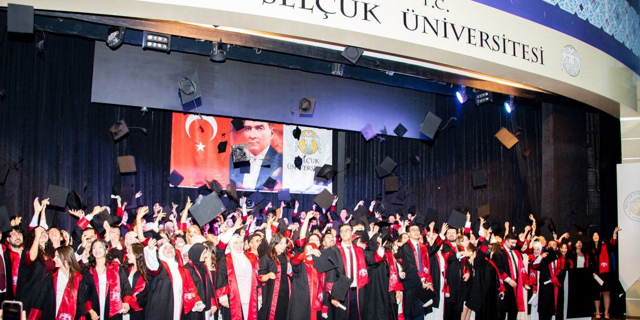 Konya’dan sağlık ordusuna 185 yeni nefer katıldı