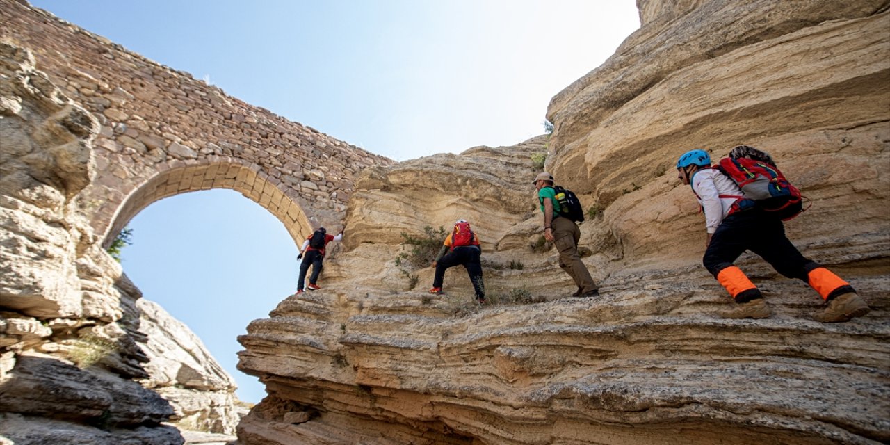 Konya'nın 5 bin yıllık “şeytanı” cesareti olana cenneti olmayana cehennemi yaşatıyor