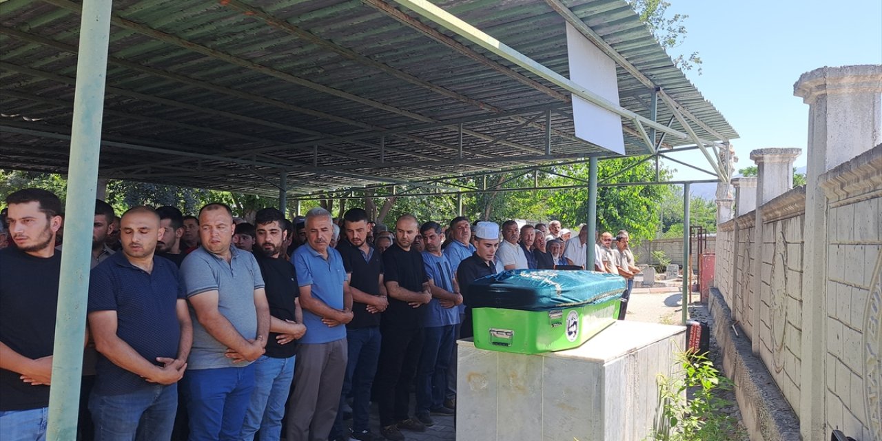 Fabrika işçisi feci şekilde can verdi