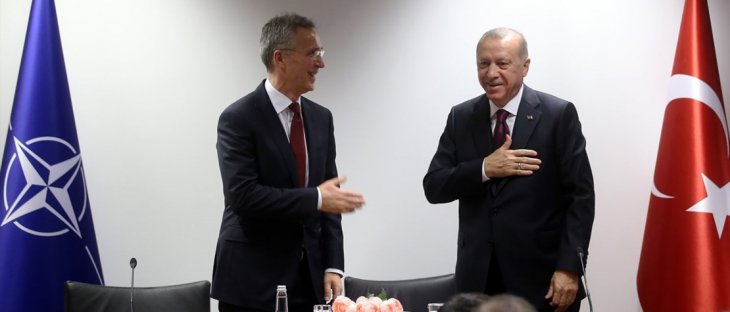 Erdoğan öncü oldu, dünya liderleri alternatif selamlaşmaya yöneldi