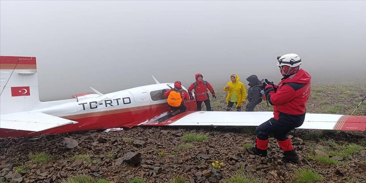 Düşen uçak bulundu! Pilot hayatını kaybetti, kadın yolcu yaralı