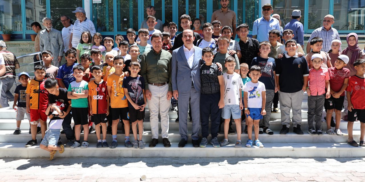 Konya’da başkanlar çocukların heyecanına ortak oldu