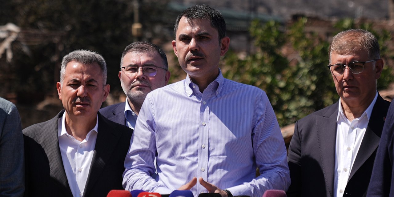 Murat Kurum yangınlardan etkilenen bina sayısını açıkladı