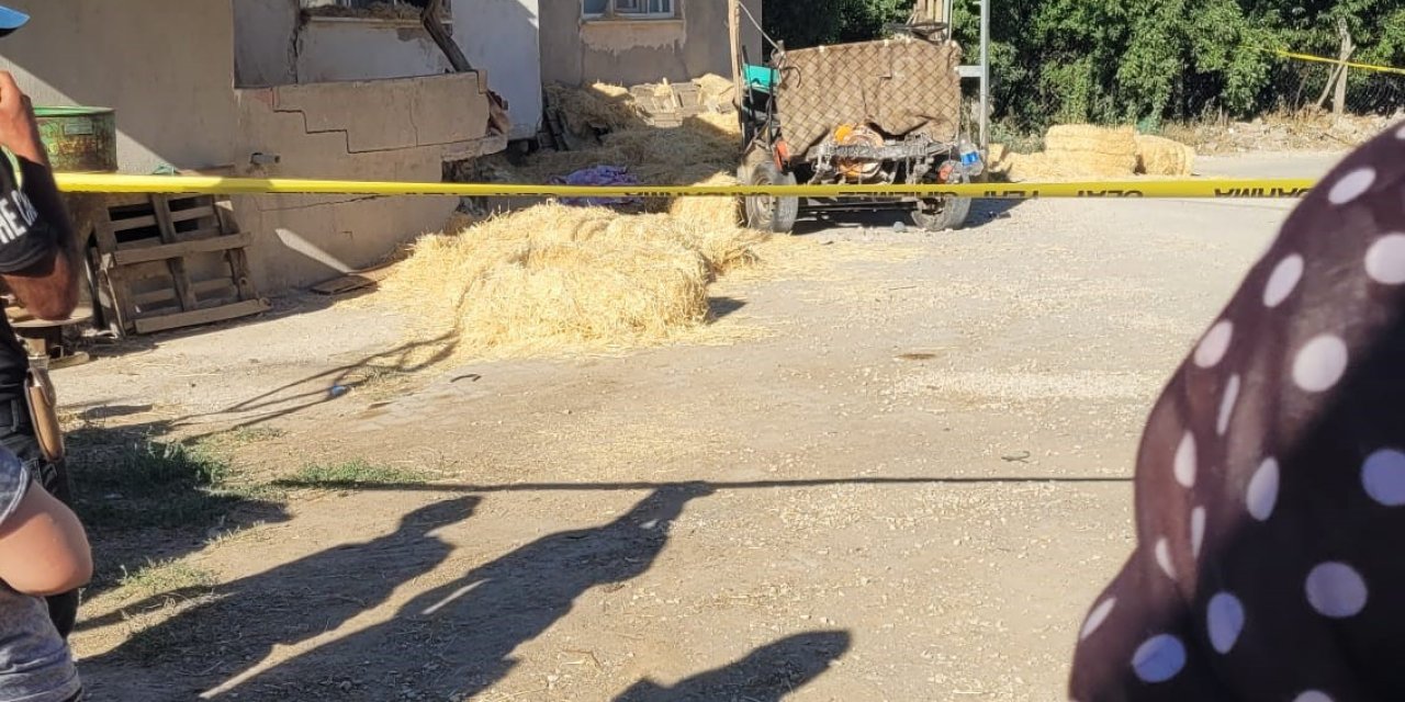 Patpat duvara çarparak devrildi: 2 ölü, 1 ağır yaralı