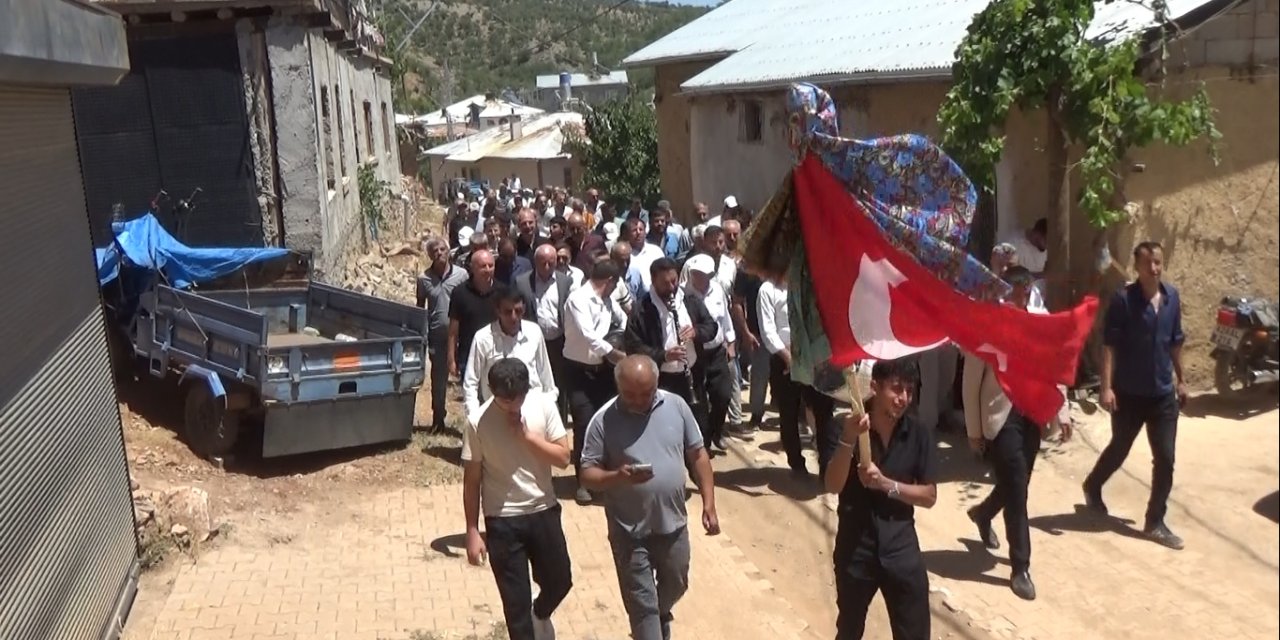 Ne mahalle yandı ne kurşun yağdı! Konya bu düğünü konuşuyor