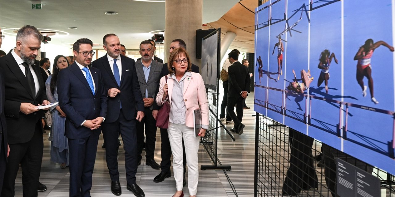 İstanbul Photo Awards 2025, başkentte görsel yolculuğuna başladı