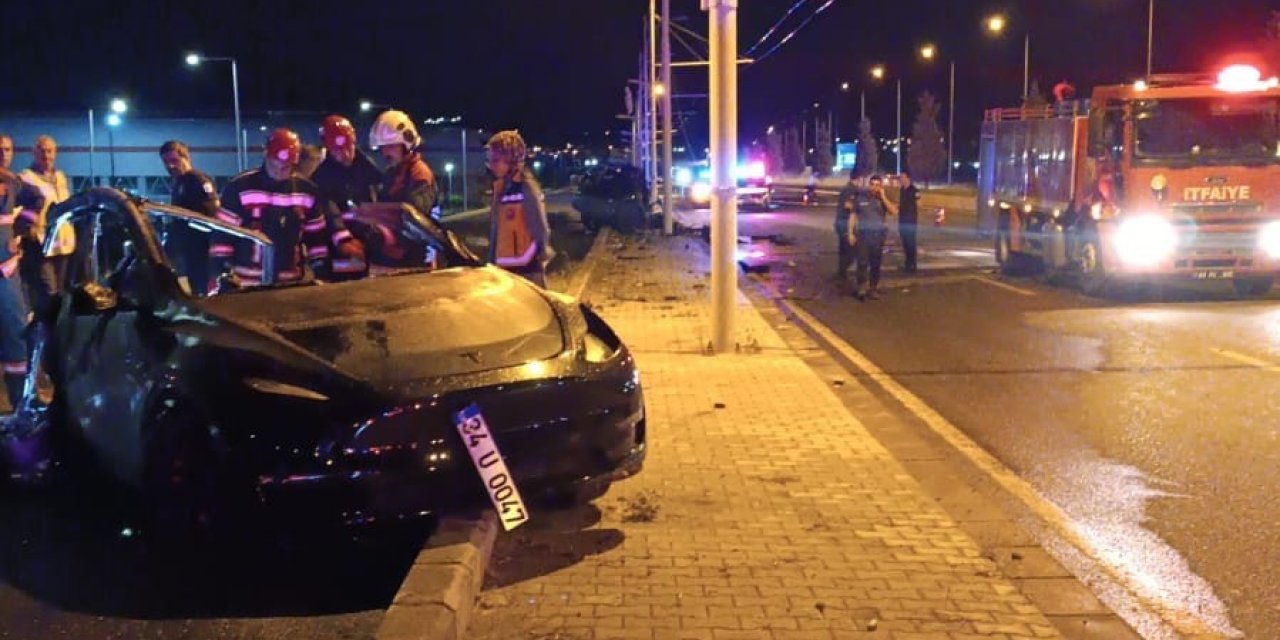 Malatya’da Tesla alev alev yandı! 2 hemşire hayatını kaybetti