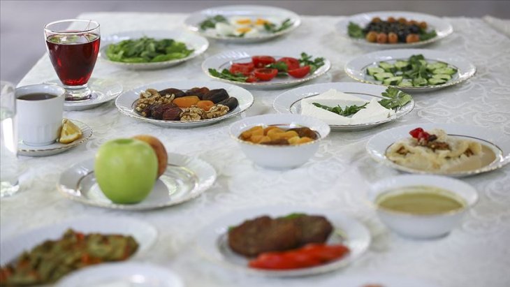 Gıda ve beslenmede toplumu yanlış yönlendirenlere ceza geliyor