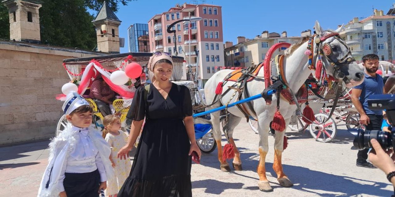 Konya vakıfları 529 yıllık geleneği sürdürüyor