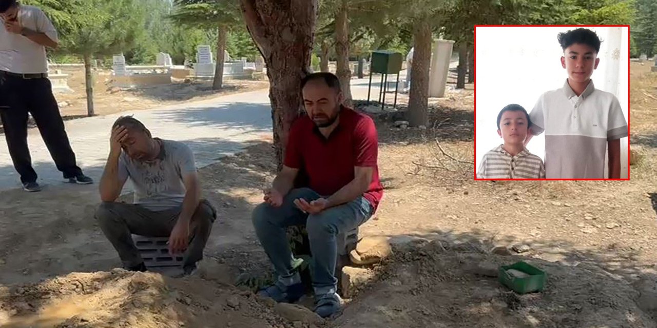 Konya’da yürek yakan an! Bir baba, 2 evlat mezarı
