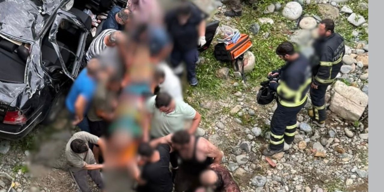 İki araç çarpıştı: Behtişen Gönen öldü, 8 kişi yaralandı