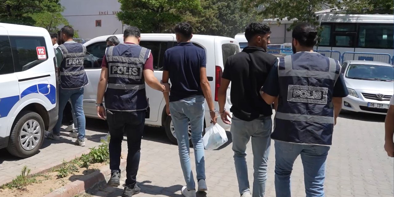 Araçlarıyla takibe aldılar, sokak ortasında kurşun yağmuruna tuttular