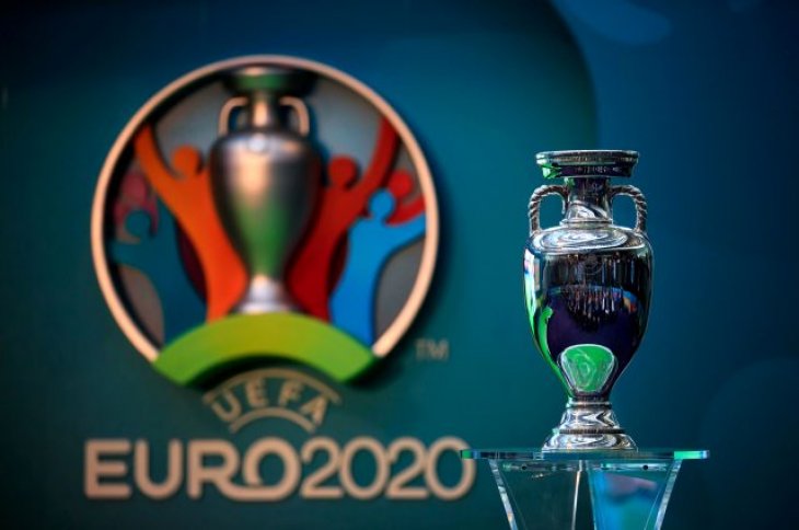 UEFA, EURO 2020'yi koronavirüs salgını nedeniyle 2021 yılına erteledi