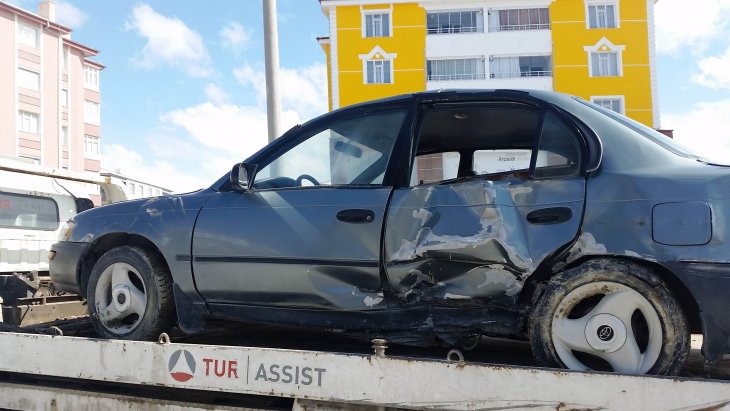 Konya'da otomobil devrildi, 86 yaşındaki sürücü yaralandı!