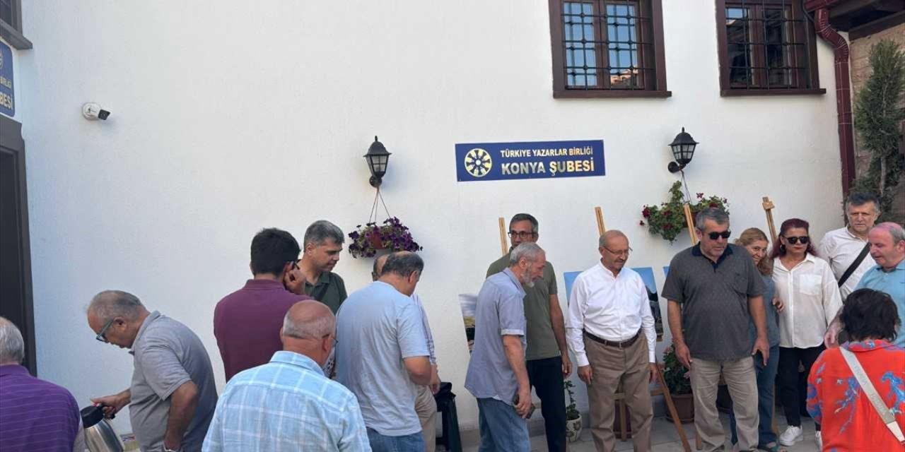 Yazar Zeki Oğuz, Konya'da anıldı