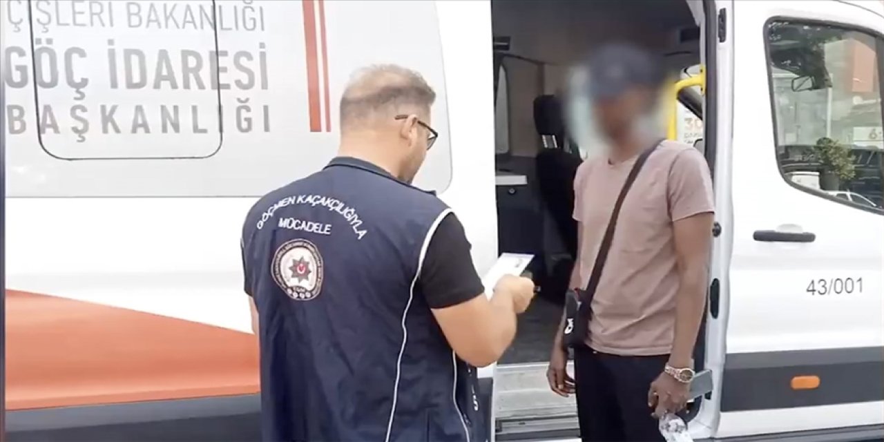 32 göçmen kaçakçılığı organizatörü yakalandı