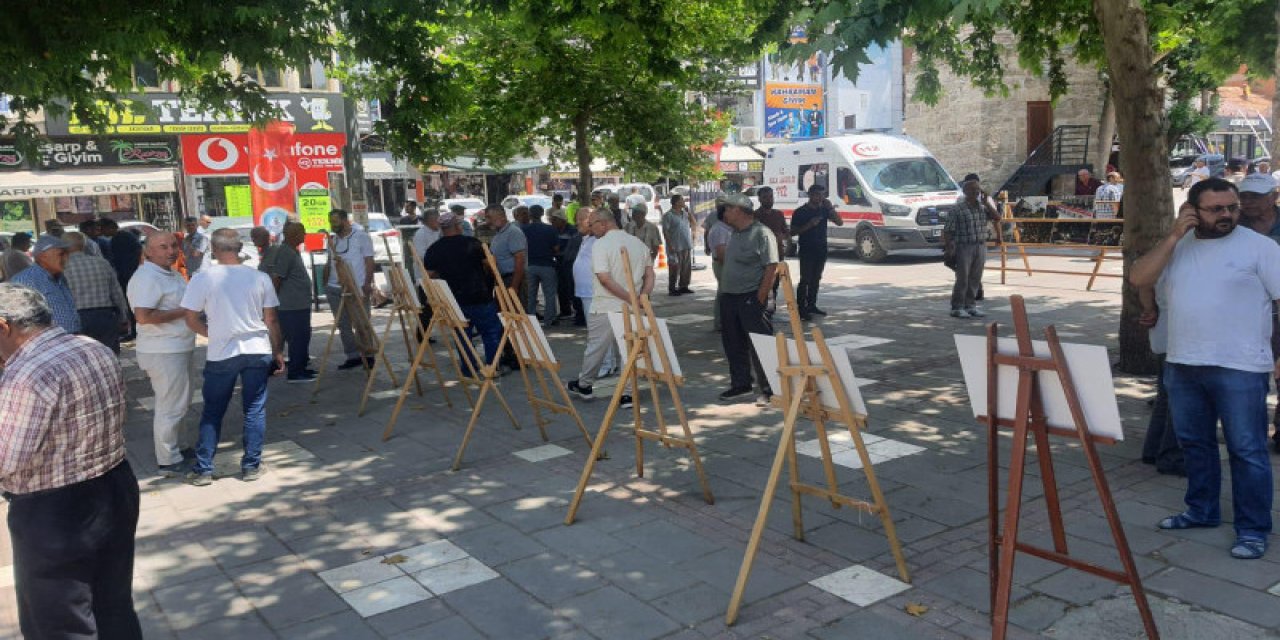 Konya’da 15 Temmuz direnişi tuvallere yansıdı