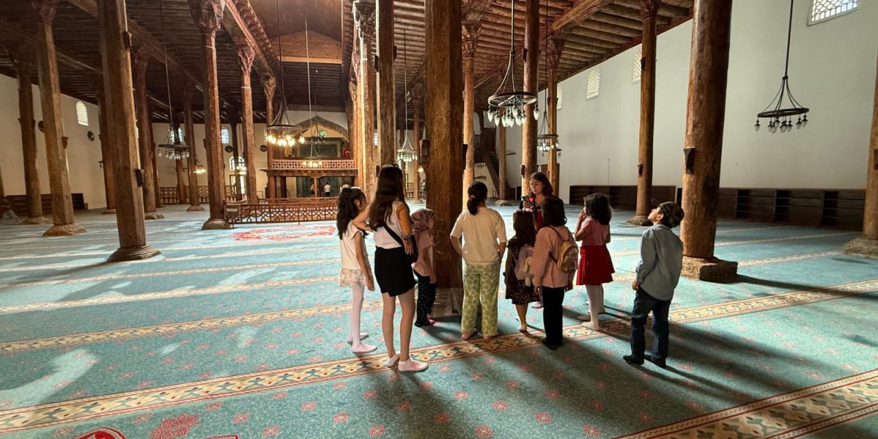 Konya'nın 891 yıllık mirası minik ziyaretçilerini ağırladı