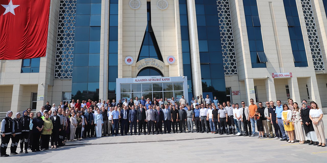 Konya Adliyesi'nde veda vakti! Başsavcı törenle uğurlandı