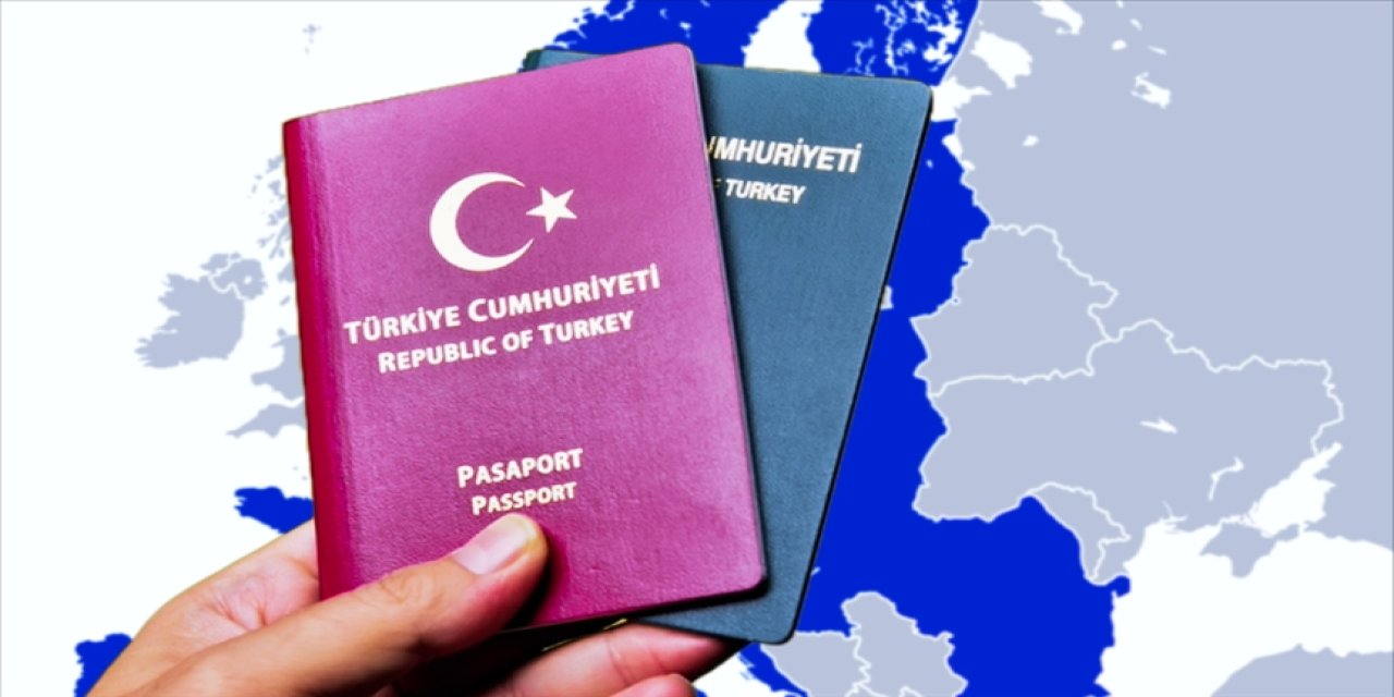 AB Komisyonu'ndan Türk vatandaşlarına Schengen vizesi adımı
