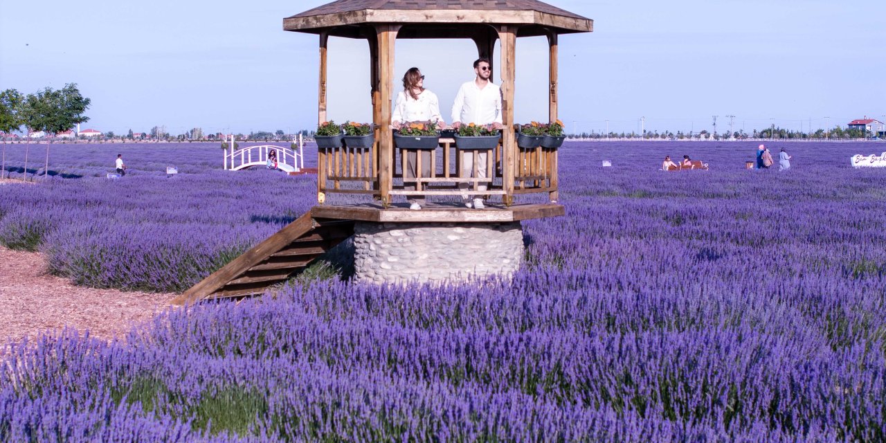 Konya’da lavanta ve gül kokulu anılar Hatıra Defteri’ne yazıldı