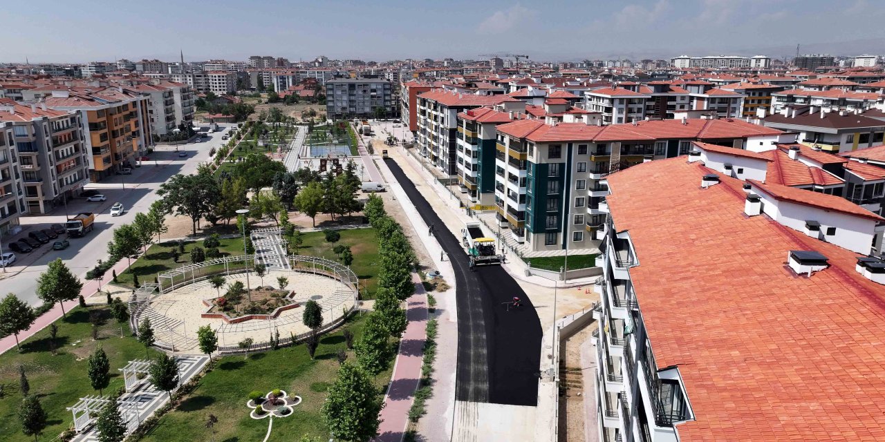 Vatandaş istiyor, Konya yolları konfora kavuşuyor