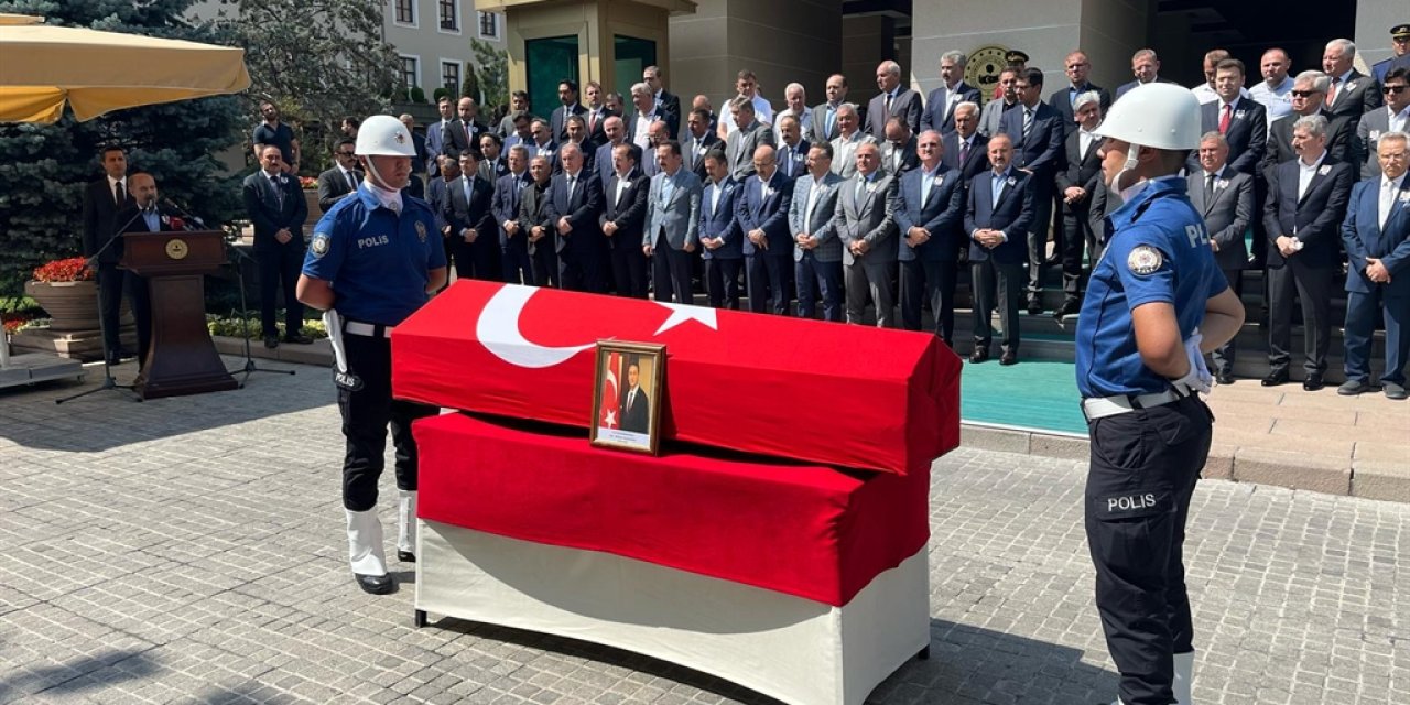 Mülkiye Başmüfettişi Erol Karaömeroğlu son yolculuğuna uğurlandı