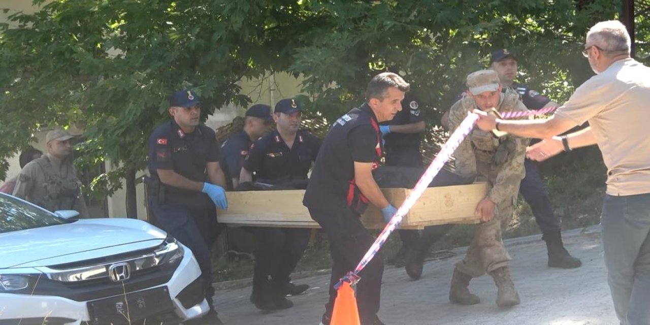 Miras kavgasında kardeşini pompalı tüfekle öldürdü