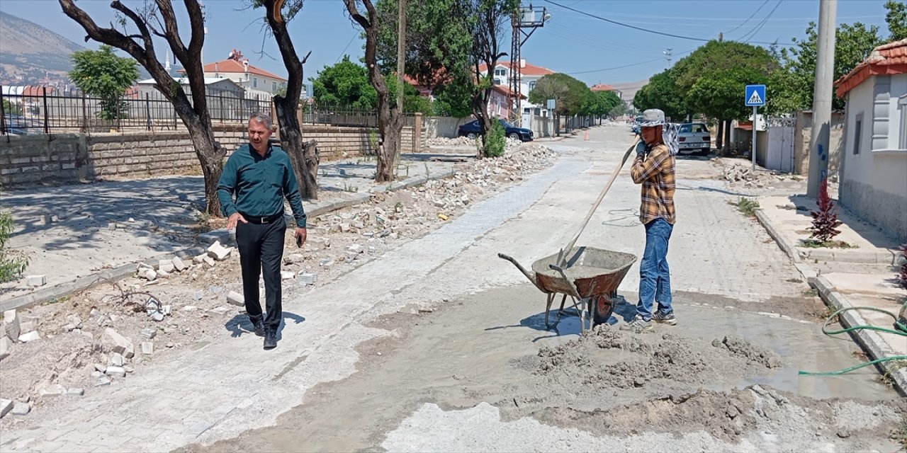 Konya'nın sel altında kalan ilçesi yaralarını sarıyor