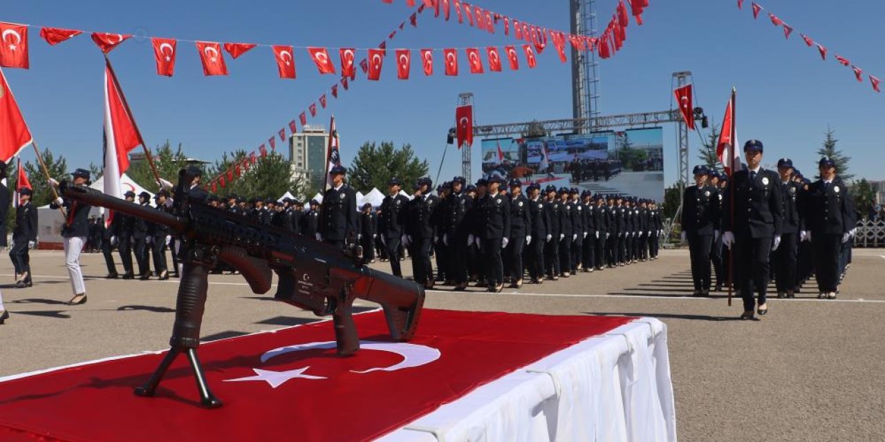 Şehit düşen babasının izinden gitti