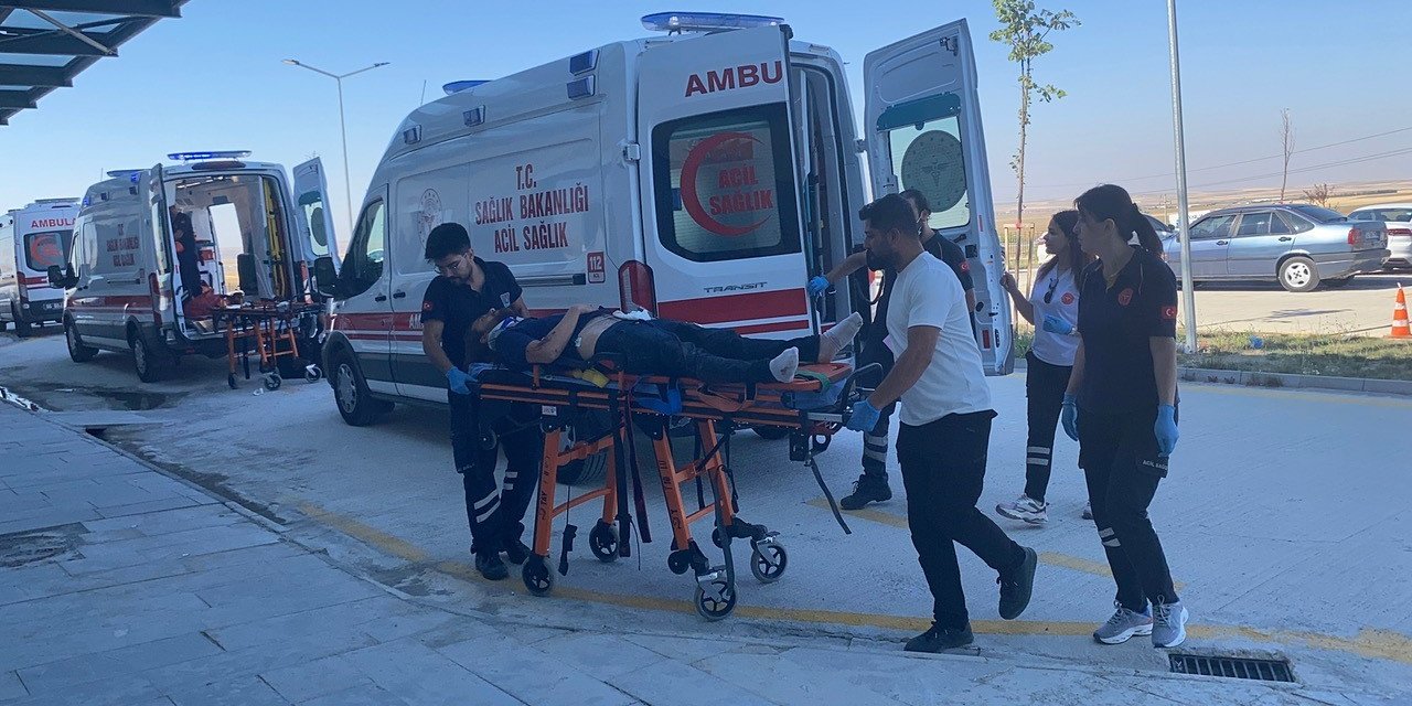 Konya'da otomobil takla attı! 3 ölü, 2 yaralı