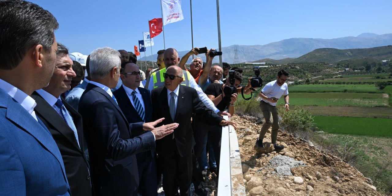 Bakan Uraloğlu’ndan Konya vurgulu Alanya otoyolu temel atma