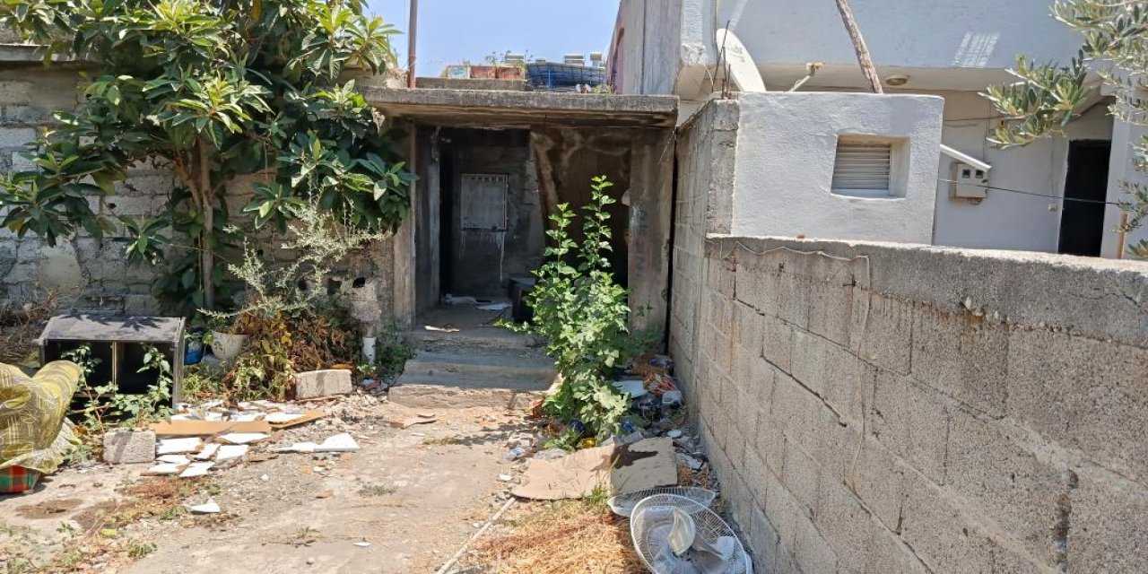 Kan donduran olay! Annesini döverek öldürdü