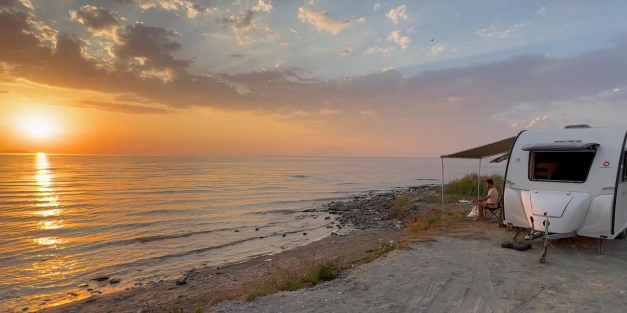 Gezgin Hoca'nın karavan turu Konya’dan geçti