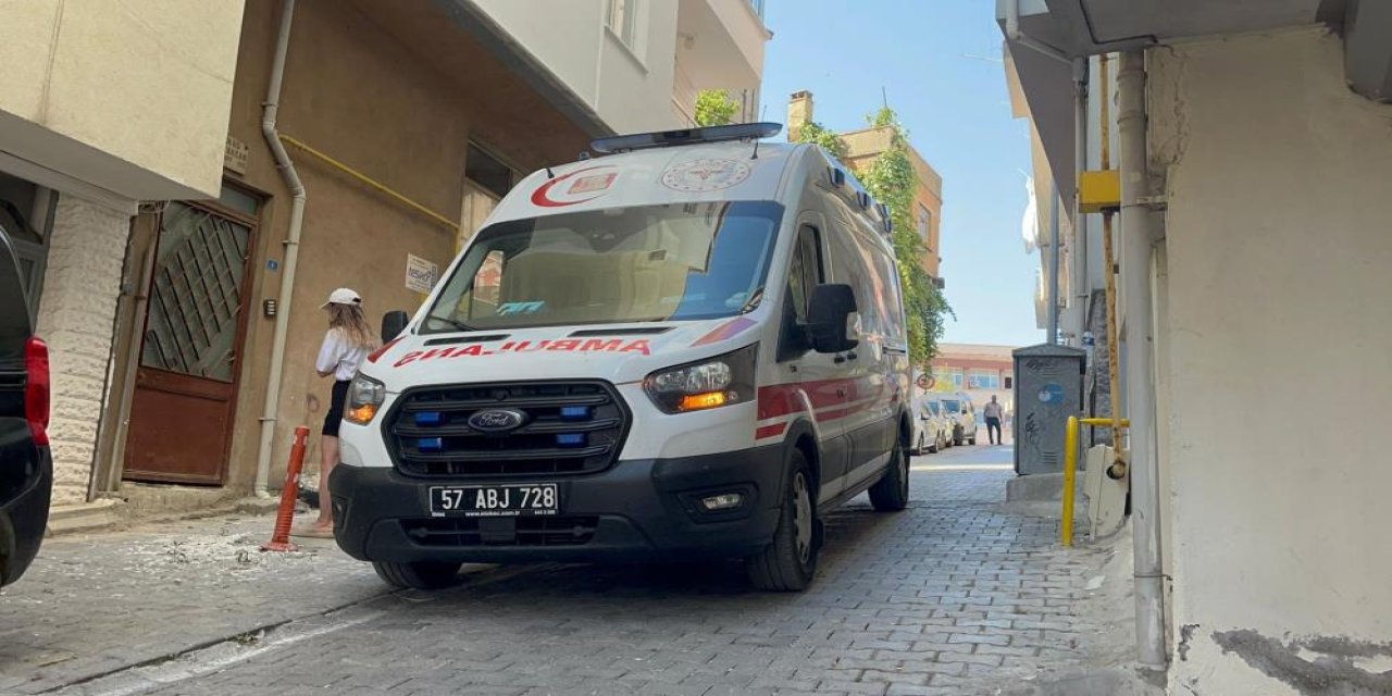 Uzun süre haber alınamayan kadın evinde ölü bulundu