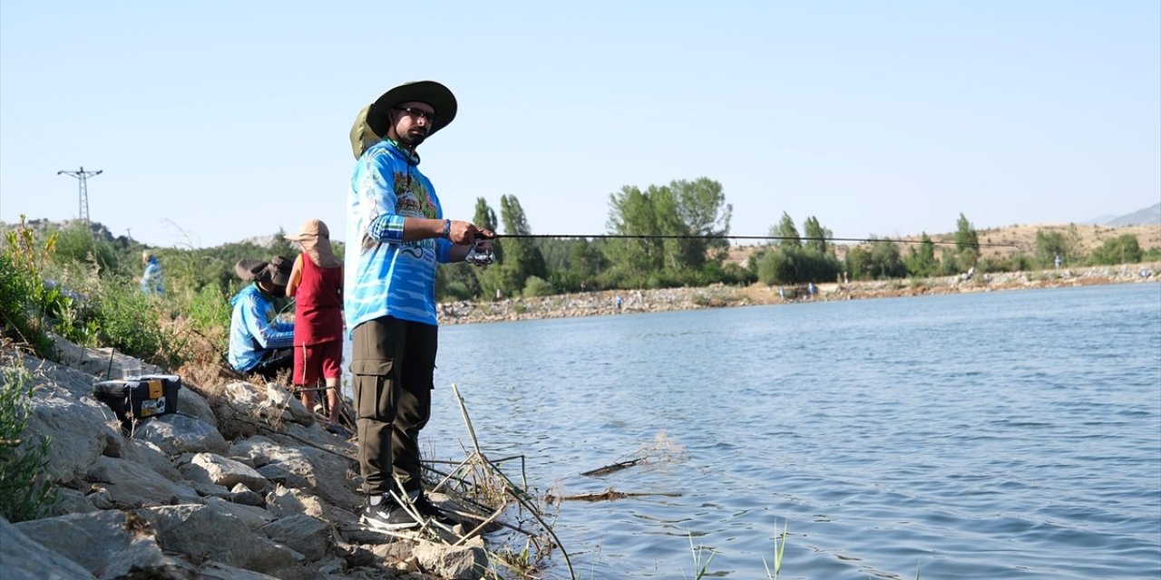 247 olta balıkçısı Konya’da bir araya geldi