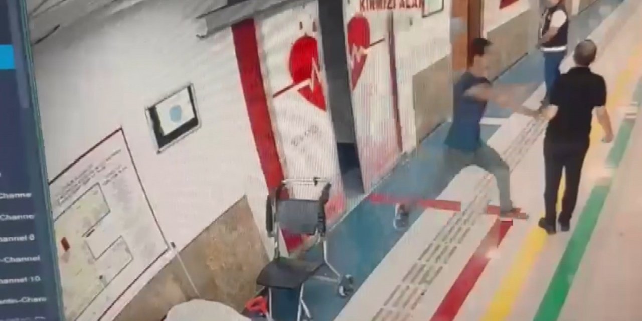 Devlet hastanesinde dehşet! Doktoru ve güvenliği boğazından bıçakladı