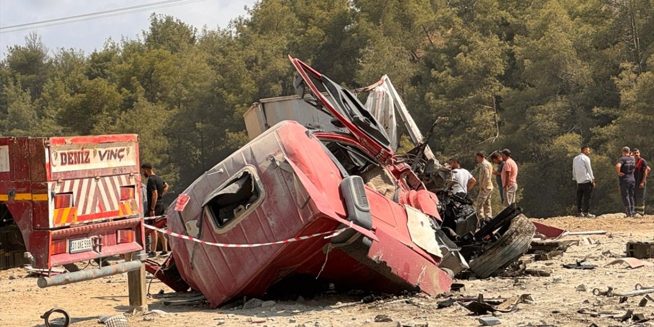 Freni patlayan vinç dehşet saçtı: 1 ölü, 1 yaralı var