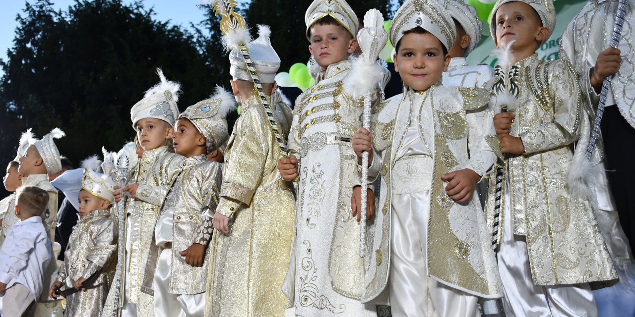 Konya, Üsküp’te gönülleri fethetti! 300 çocuk sünnet oldu