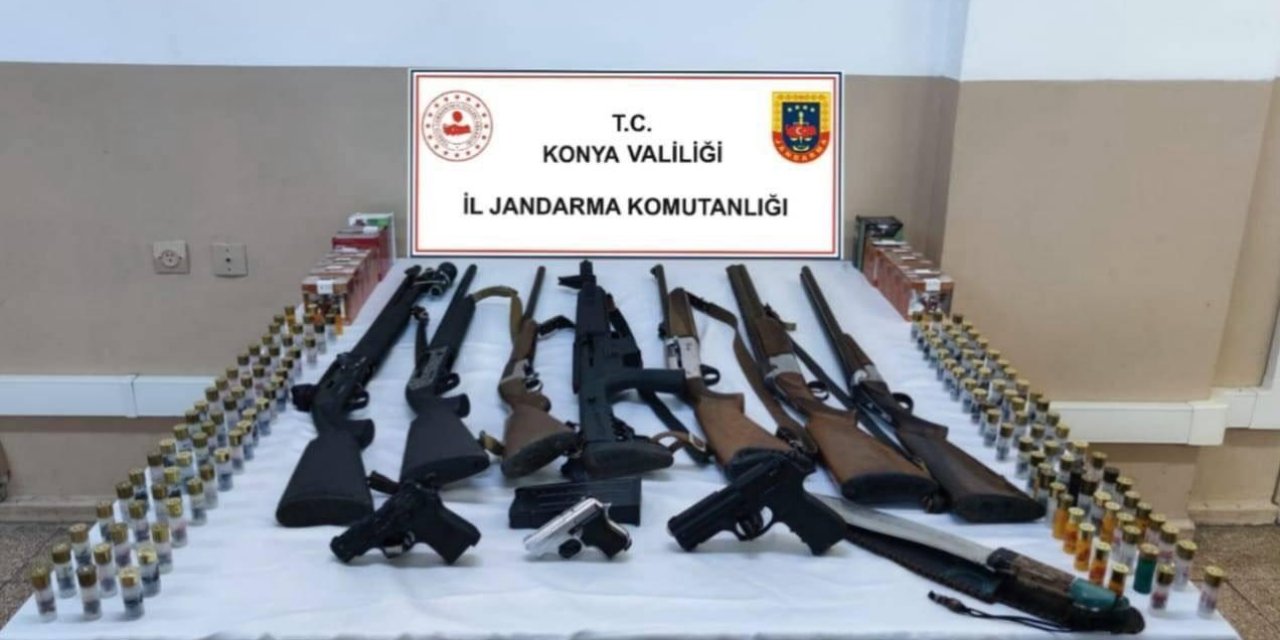 Konya Ahırlı’da jandarmadan silah ve mühimmat operasyonu