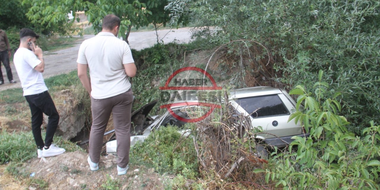 Konya’da otomobil kanala düştü! 3 kişi yaralandı