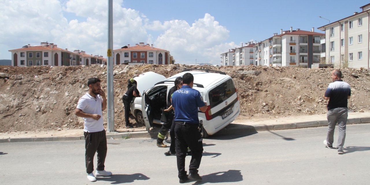 Konya TOKİ konutları bölgesinde  kaza! 2 yaralı