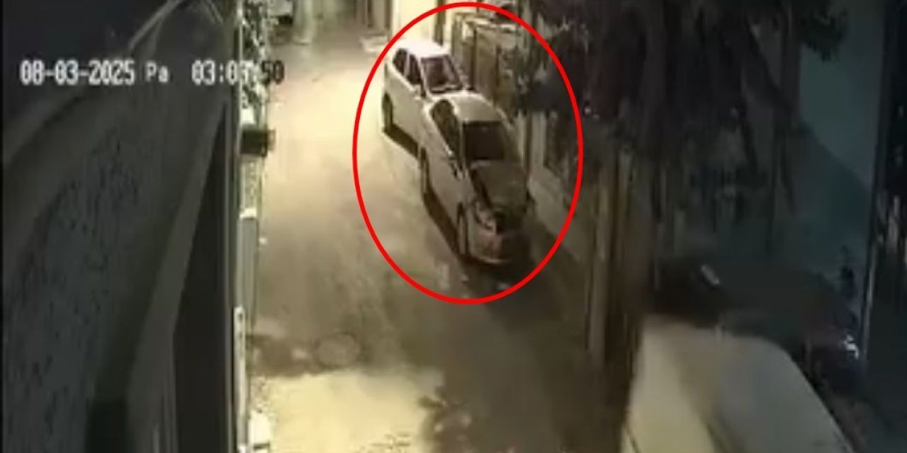 Geri manevra yaparken iki araca çarpıp kaçtı