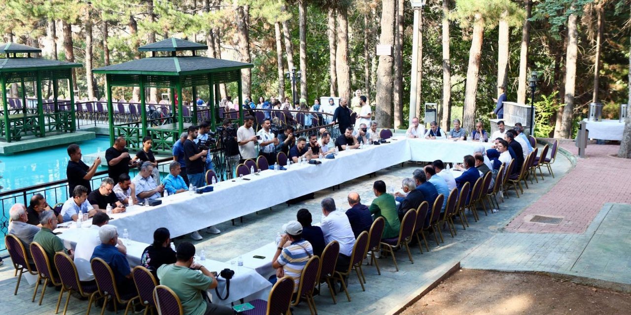 Konya’da AK Parti’den yaz çıkarması