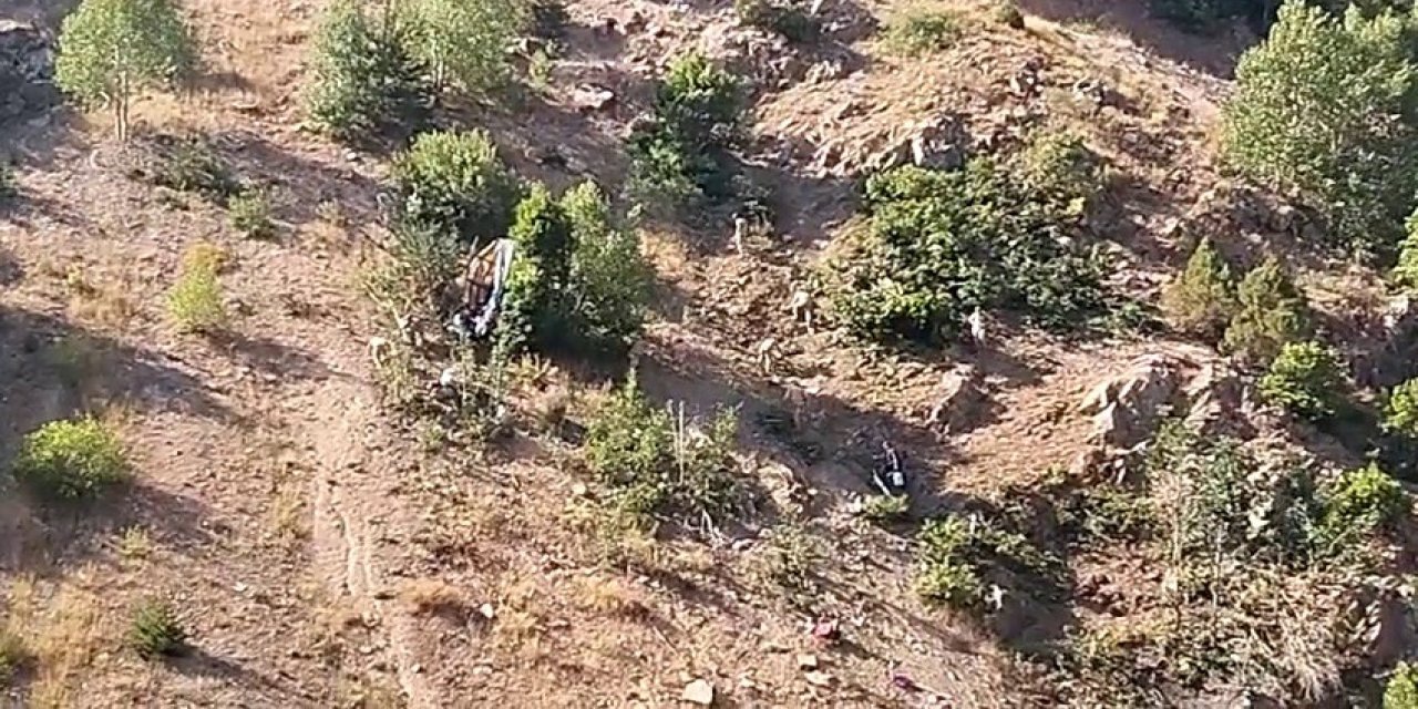 İşçi taşıyan minibüsün uçuruma yuvarlandı! 3 ölü, 18 yaralı var