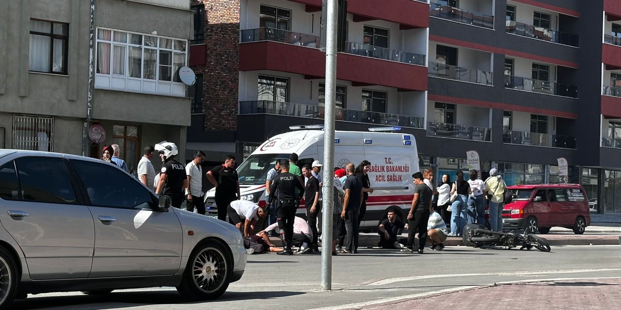 Konya’da motosiklet ile bisiklet çarpıştı, 2 kişi yaralandı